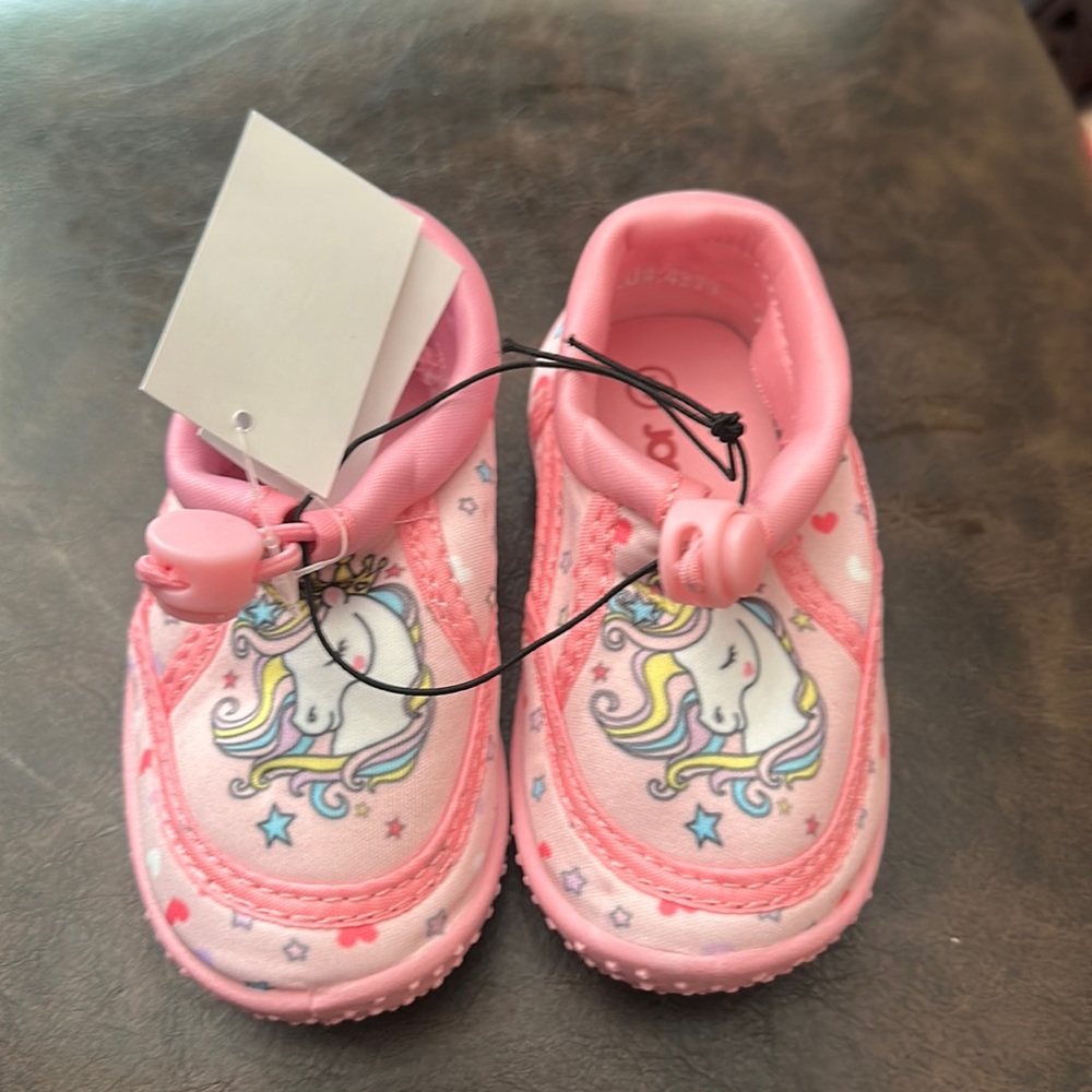 JOSMO PINK UNICORN WATER SHOES: NEW WITH TAGS: SIZE 5